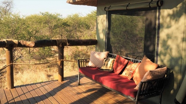 Omogolo Bush Lodge Okavango Delta