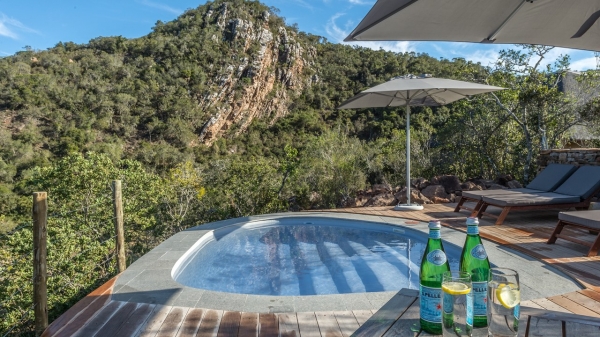 Inzolo Game Lodge Sidbury