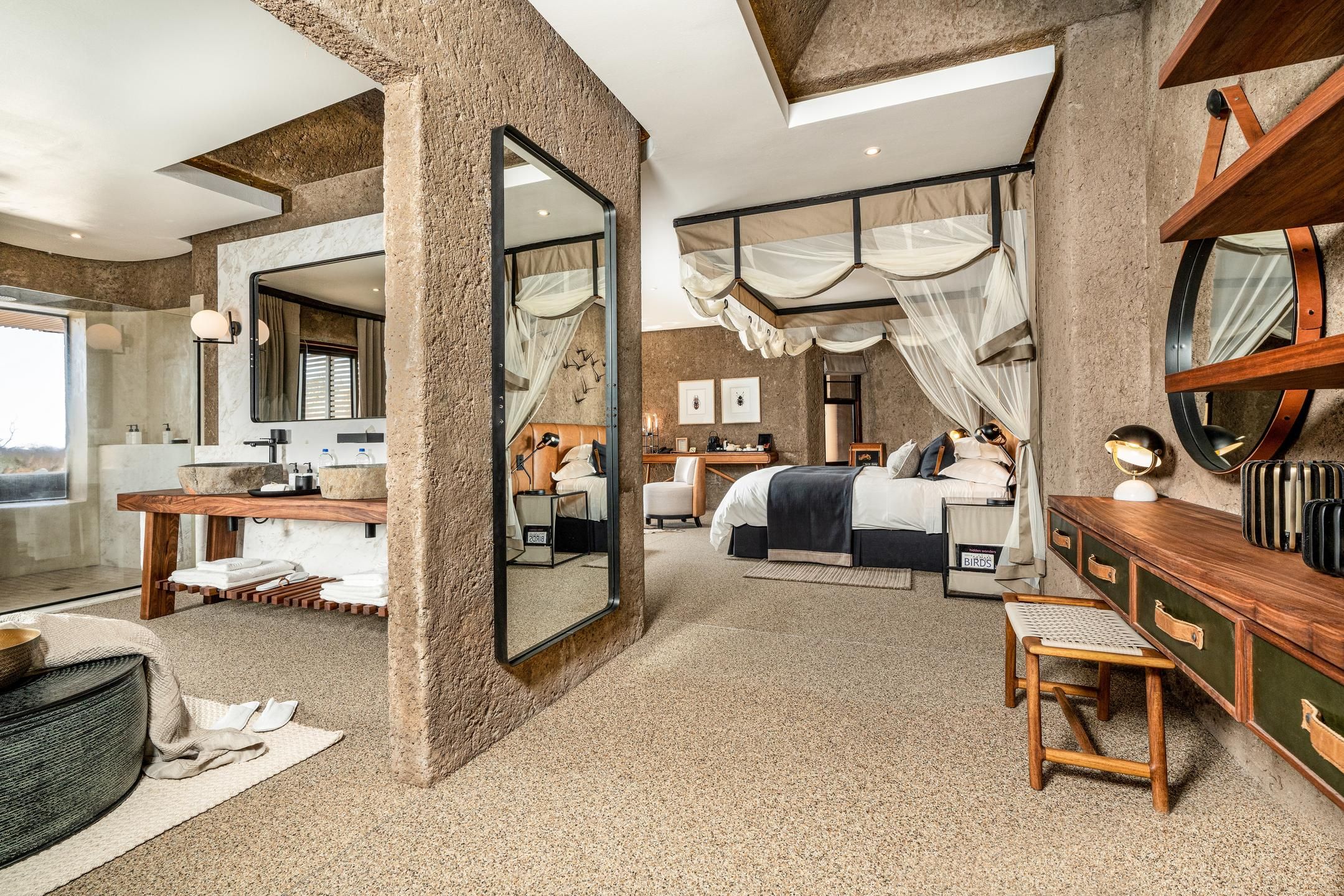 Earth Lodge Sabi Sabi luxus Suit Ankleidezimmer